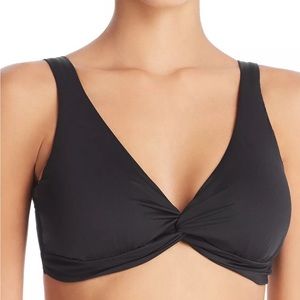 Tommy Bahama black twist bikini top. Sz M